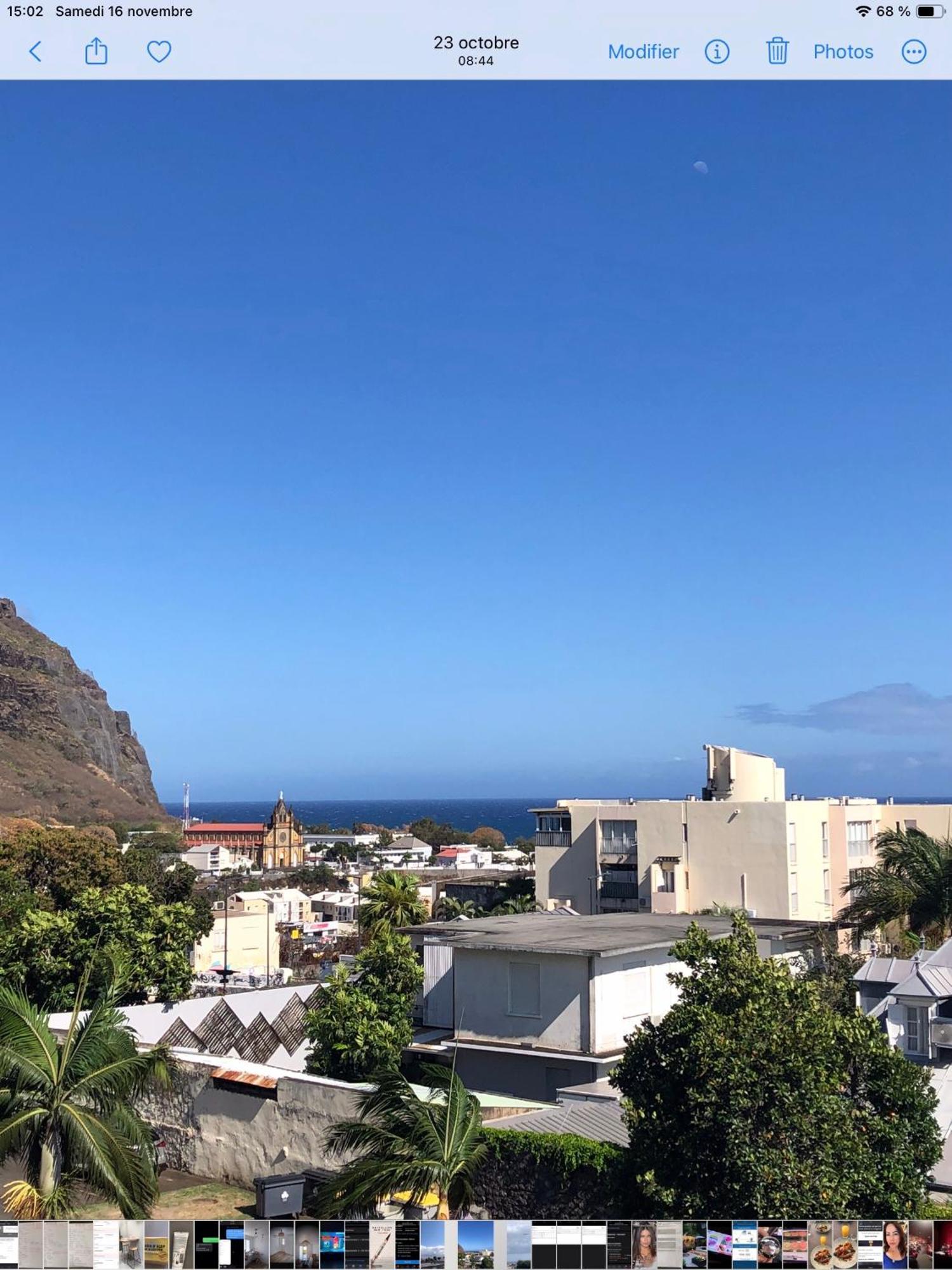Perle Au Centre Ville Avec Vue Mer Et Montagne แซงต์-เดอนี ภายนอก รูปภาพ